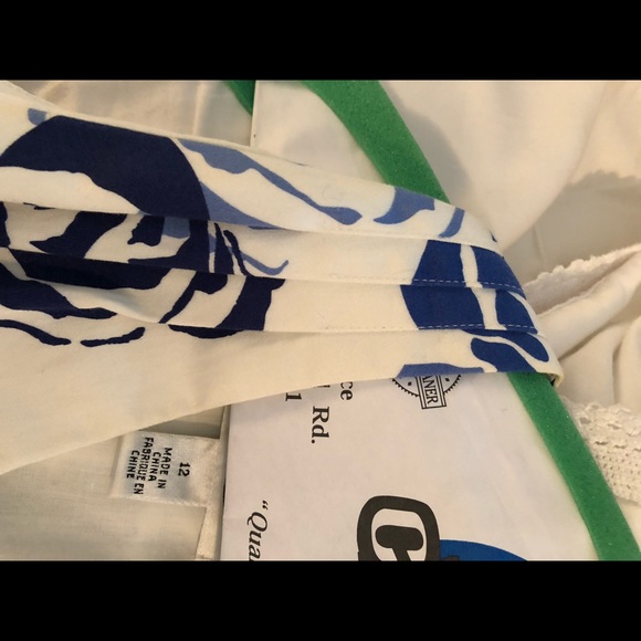 Dress - Picture 6 of 6